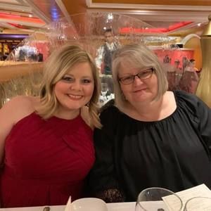 Meet your Posher, Brooke